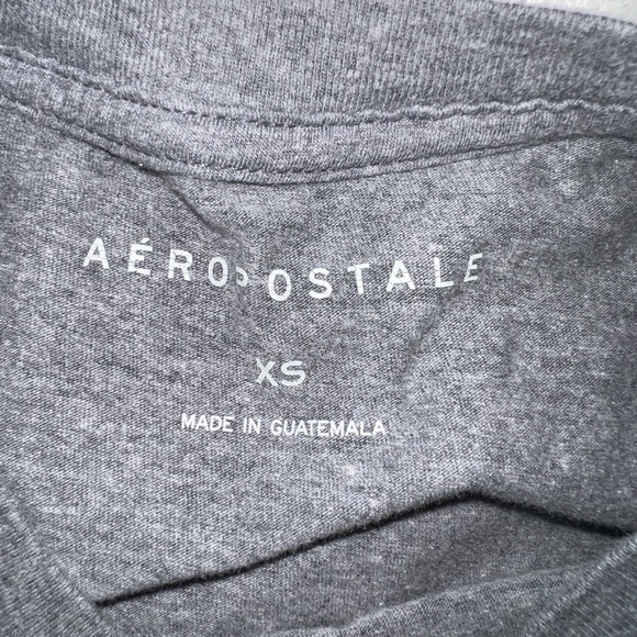 ‼️NWOT: Gray Chicago Illinois Graphic Crop Top - XS - Picture 2 of 3